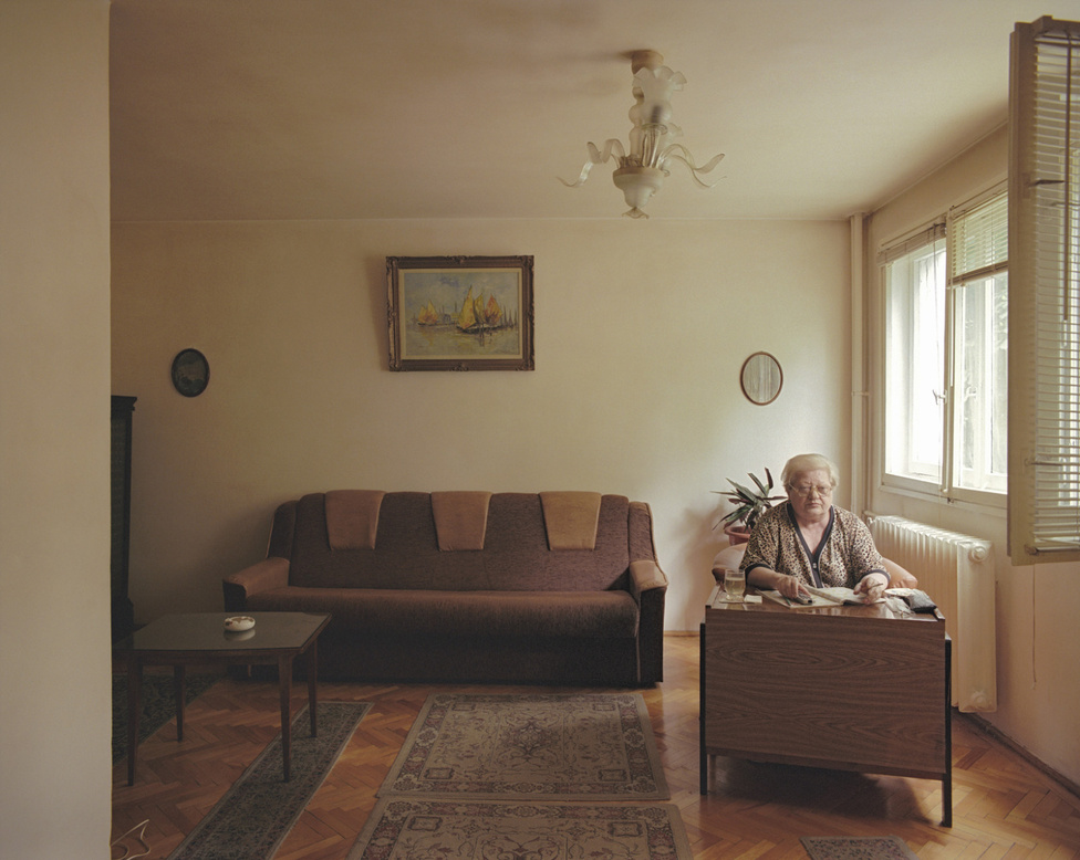 Gîrbovan házában a legalsó szint viszonylag új lakóé, a nevét titokban tartó asszonyság csak tíz éve költözött be